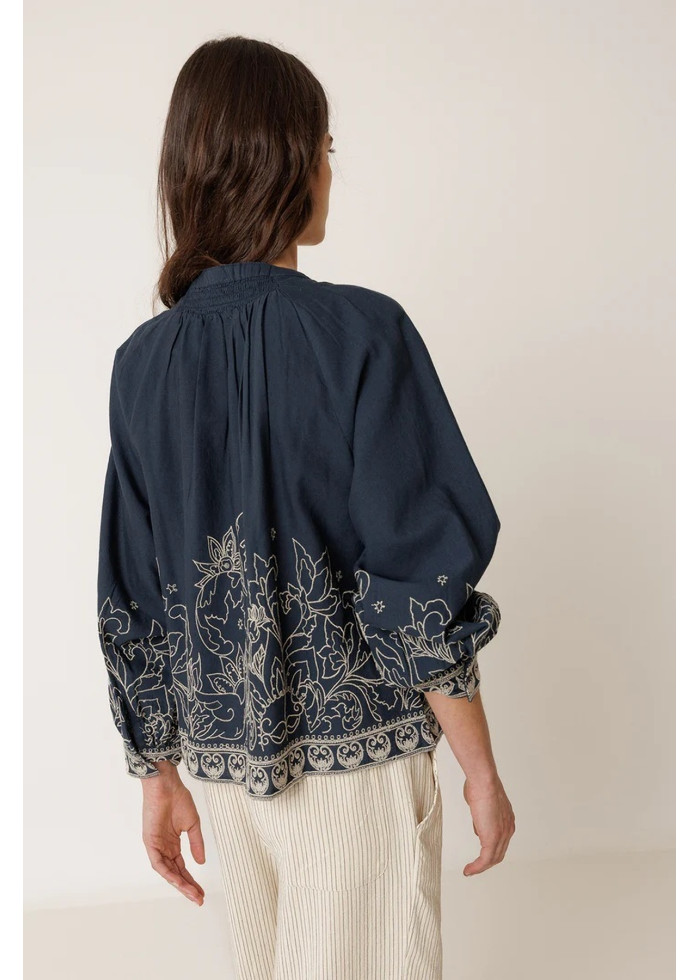 Camisa