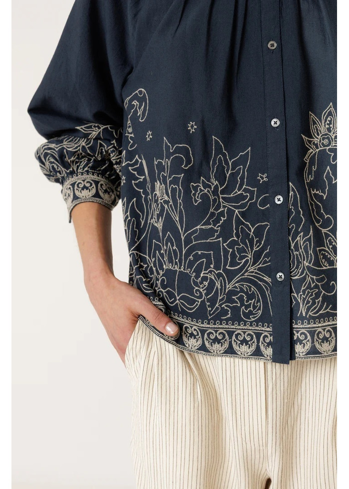 Camisa