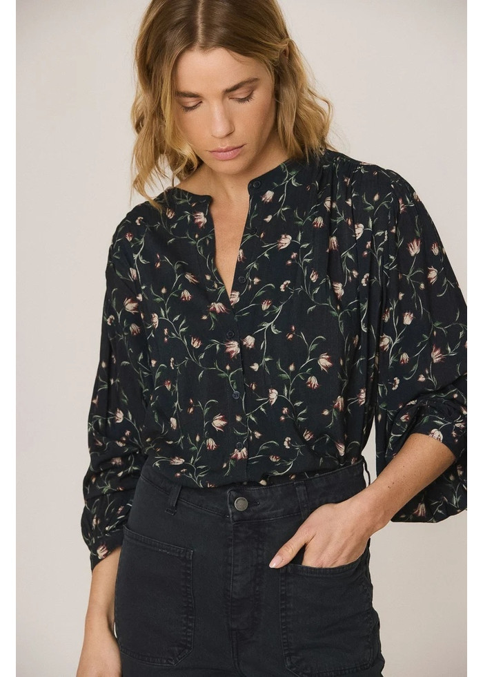 Camisa
